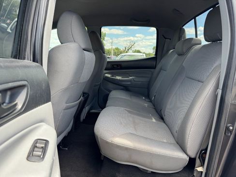 Used 2013 Toyota Tacoma 4x4 Double Cab w/ TRD Off-Road Pkg image 16