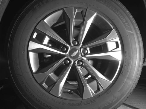 Used 2025 Chevrolet Equinox LT FWD image 14
