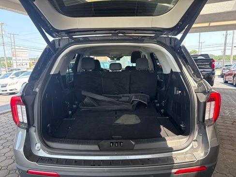 Certified 2025 Ford Explorer Active AWD/4WD image 8