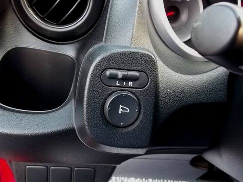Used 2010 Honda Fit Sport image 21