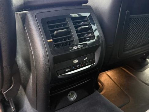 Used 2018 BMW X3 xDrive30i AWD/4WD image 11