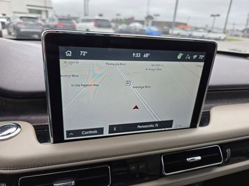 Certified 2021 Lincoln Aviator Reserve w/ Equipment Group 201A image 13