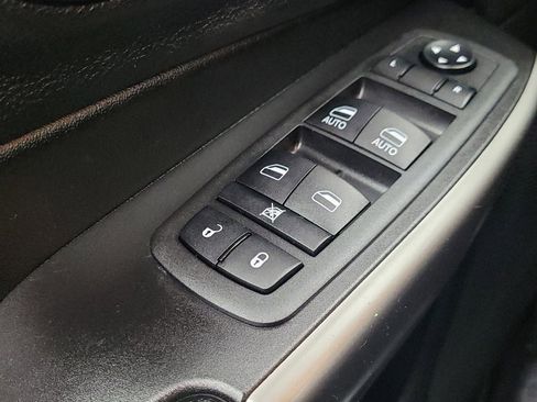 Used 2020 Jeep Cherokee High Altitude AWD/4WD image 27