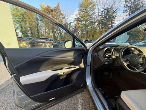 Certified 2024 Lexus RX 350 Premium w/ Accessory Package (P1) image 7