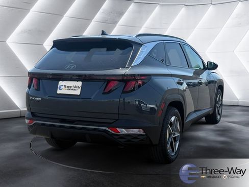 Used 2025 Hyundai Tucson SEL FWD image 5