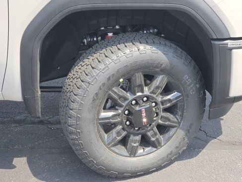 New 2026 GMC Sierra 3500 AT4 w/ AT4 Premium Plus Package AWD/4WD image 27