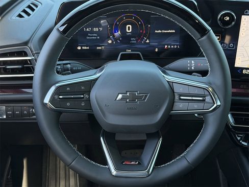 New 2026 Chevrolet Traverse Z71 w/ Enhanced Driving Package image 12