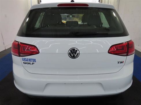 Used 2016 Volkswagen Golf S image 11
