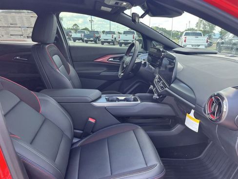 New 2025 Chevrolet Equinox EV RS image 8