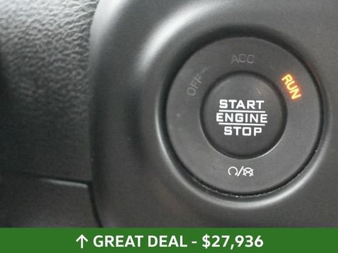 Used 2023 Jeep Wrangler Unlimited Sahara AWD/4WD image 24