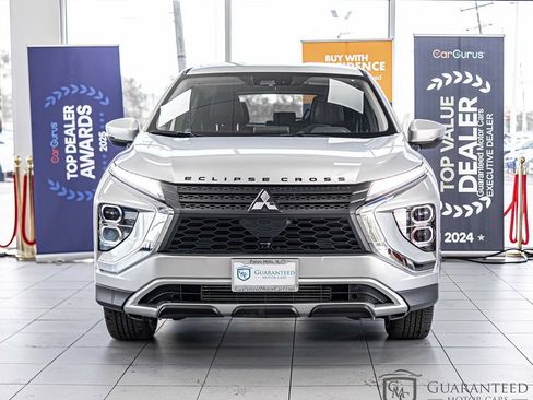 Used 2022 Mitsubishi Eclipse Cross SE FWD image 2