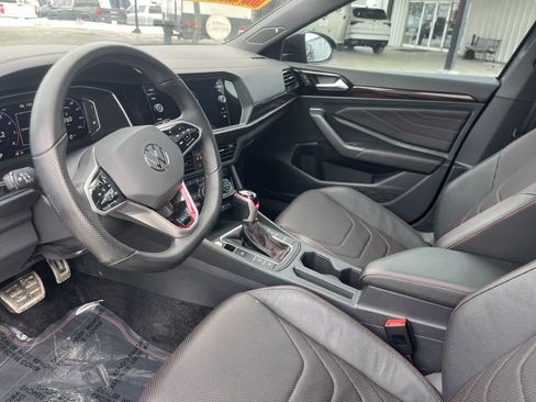 Used 2023 Volkswagen Jetta GLI Autobahn image 22