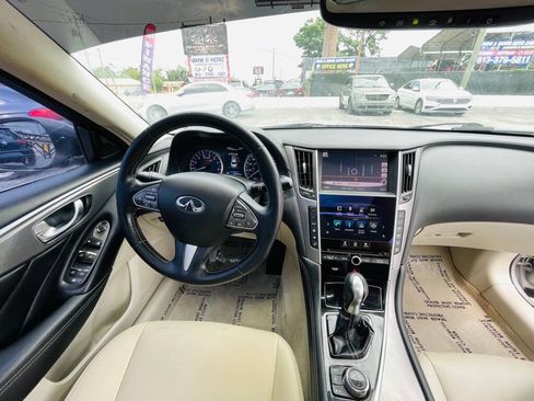 Used 2017 INFINITI Q50 Signature Edition w/ All Weather Package (L93) RWD image 25