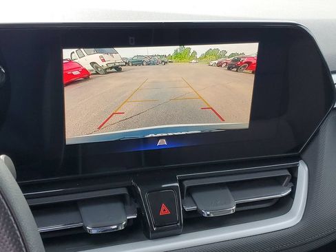 Used 2024 Chevrolet TrailBlazer LT w/ Driver Confidence Package FWD image 17