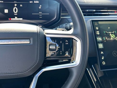 Used 2025 Land Rover Range Rover Sport SE image 51