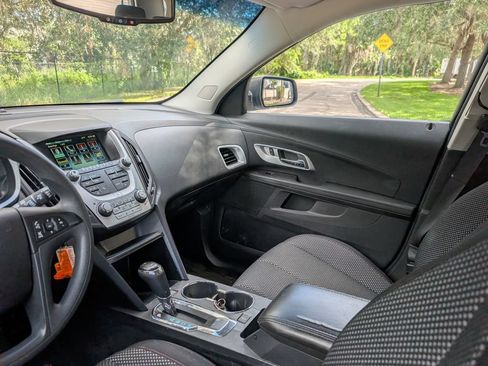 Used 2017 Chevrolet Equinox LS FWD image 11