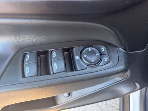Certified 2023 Chevrolet Equinox LT AWD/4WD image 12