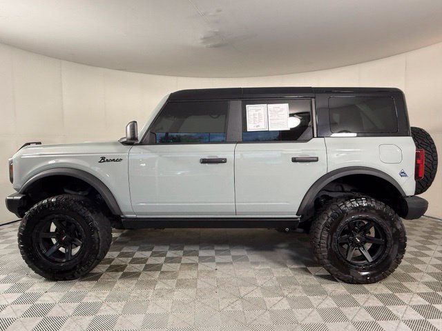 Used 2024 Ford Bronco Black Diamond AWD/4WD image 3