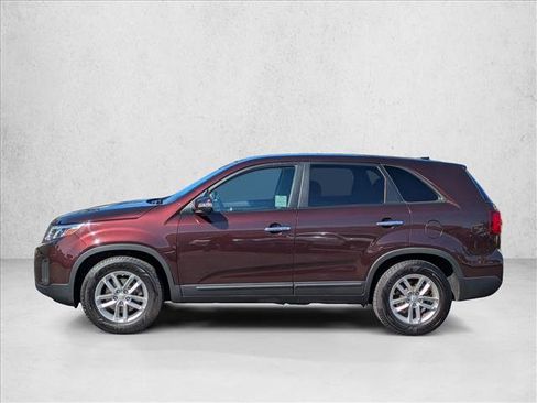 Used 2014 Kia Sorento LX FWD image 9
