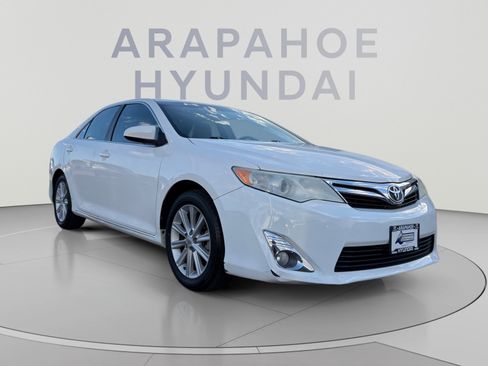 Used 2012 Toyota Camry XLE w/ Leather Pkg FWD image 7