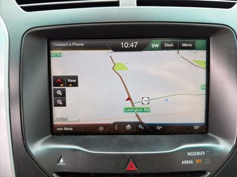 Used 2015 Ford Explorer XLT w/ Equipment Group 202B image 12