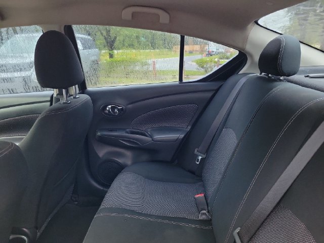 Used 2018 Nissan Versa SV w/ SV Special Edition Package FWD image 13