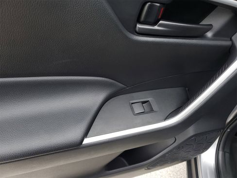 Certified 2025 Toyota RAV4 LE image 16