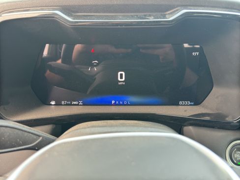 Used 2024 Chevrolet Colorado Z71 w/ Z71 Convenience Package 2 AWD/4WD image 8