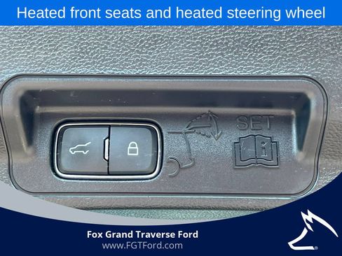 Certified 2022 Ford Explorer XLT w/ Equipment Group 202A AWD/4WD image 35