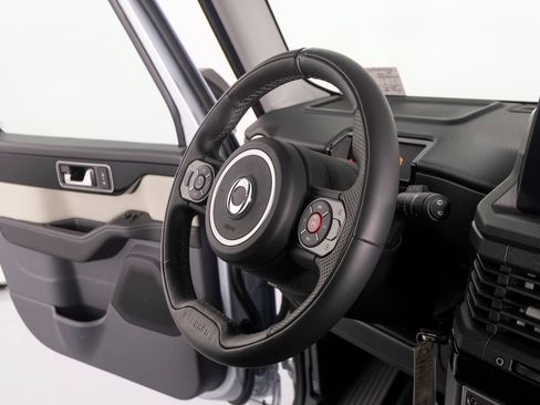Used 2025 INEOS Grenadier Station Wagon AWD/4WD image 31