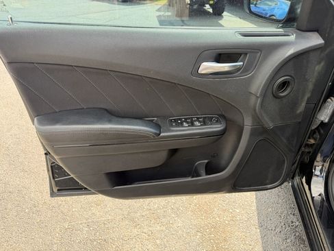 Used 2021 Dodge Charger SXT w/ Blacktop Package image 19