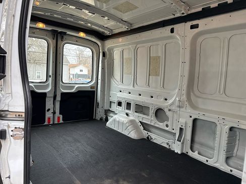 Used 2016 Ford Transit 350 148 Medium Roof image 20