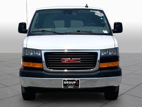 Certified 2025 GMC Savana 3500 LT w/ LT Preferred Equipment Group RWD image 4