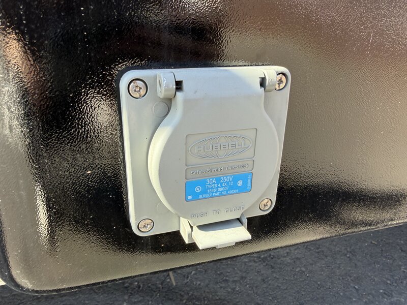 Used 2024 Ford E-350 and Econoline 350 Super Duty w/ Power Windows & Locks Group RWD image 8