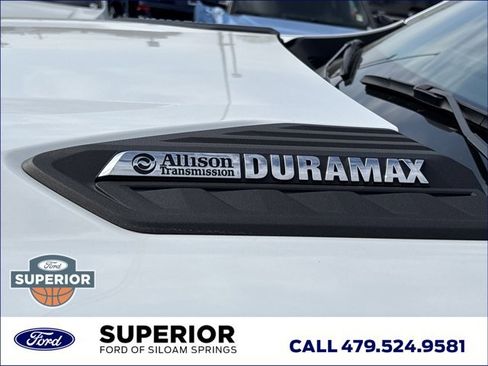 Used 2025 Chevrolet Silverado 3500 LTZ w/ LTZ Convenience Package AWD/4WD image 13