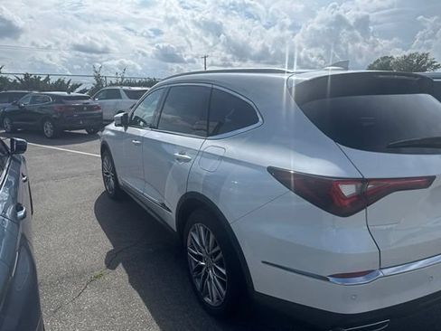 Used 2022 Acura MDX SH-AWD w/ Advance Package image 8