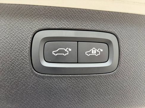 Used 2022 Volvo XC90 T6 Inscription w/ Advanced Package image 8