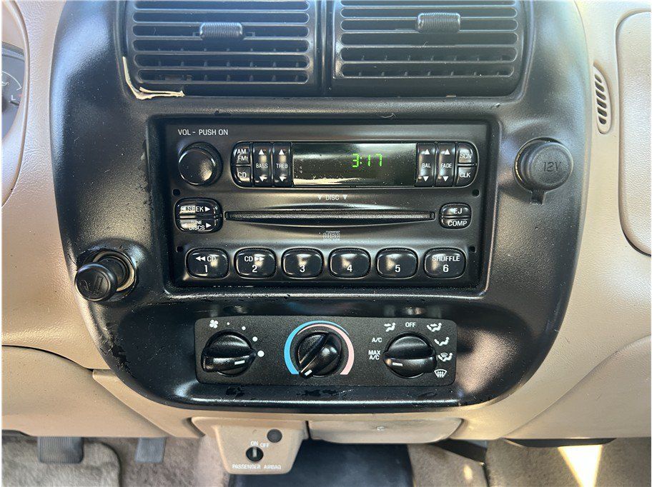 Used 2002 Ford Ranger 2WD SuperCab image 16
