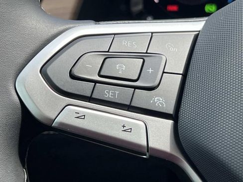 New 2026 Volkswagen Atlas SE FWD image 16