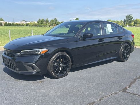 Certified 2024 Honda Civic Sport image 5