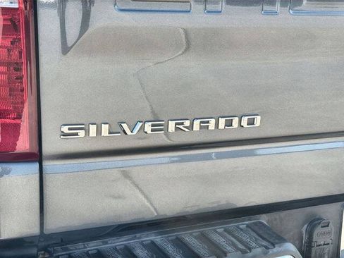 Used 2019 Chevrolet Silverado 1500 LT w/ Texas Edition RWD image 31