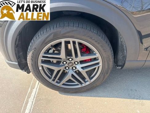 Used 2025 Ford Explorer ST-Line w/ ST-Line Street Pack AWD/4WD image 7