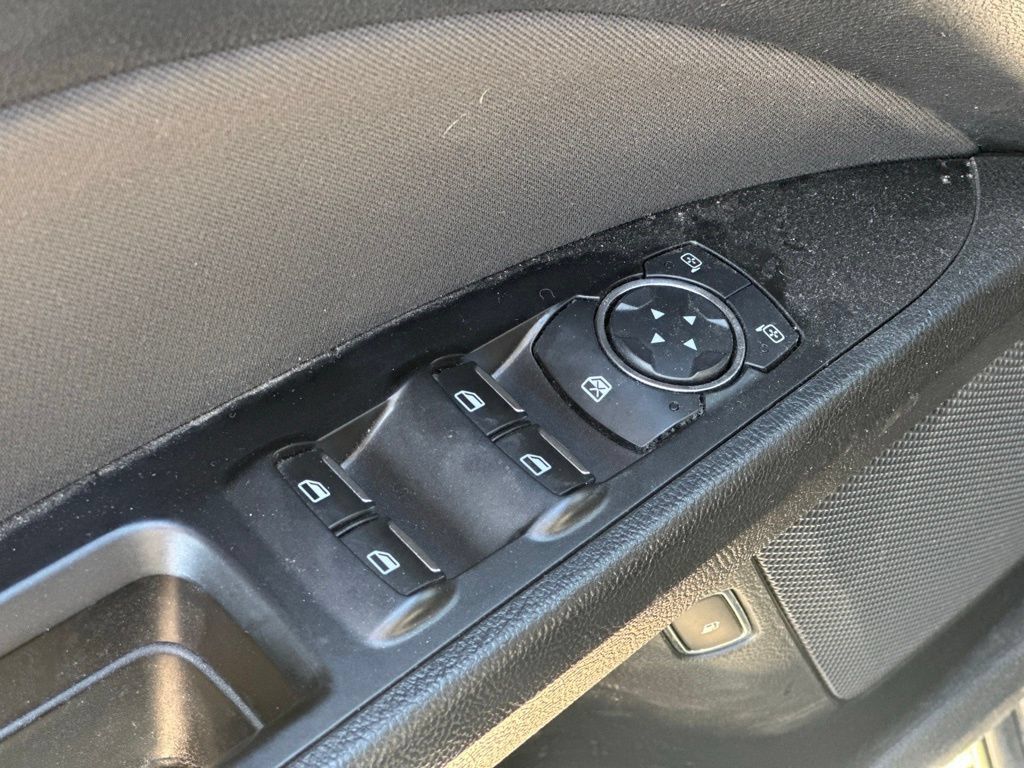 Used 2018 Ford Fusion SE w/ Equipment Group 601A FWD image 14