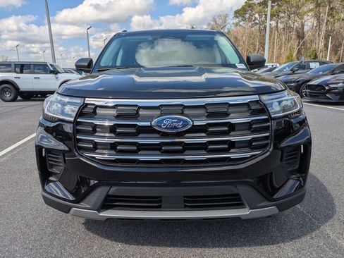 New 2026 Ford Explorer Active image 9