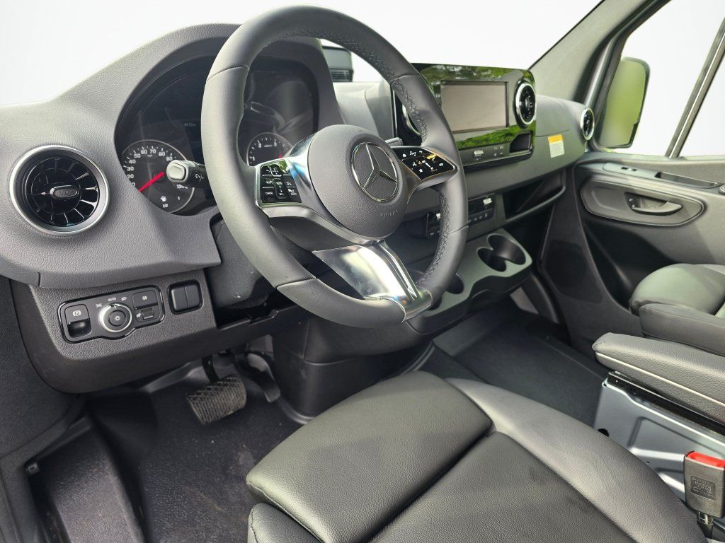 New 2026 Mercedes-Benz Sprinter 2500 image 10