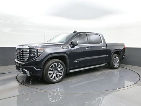 Used 2023 GMC Sierra 1500 Denali w/ Denali Reserve Package image 32