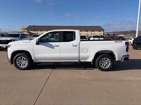 Used 2020 Chevrolet Silverado 1500 LT w/ Trailering Package image 7
