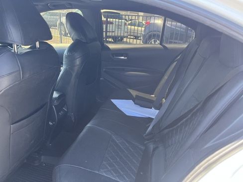 Used 2024 Toyota Corolla SE w/ SE Package FWD image 12
