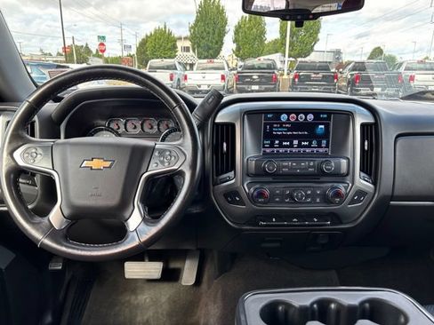 Used 2018 Chevrolet Silverado 1500 LT w/ All Star Edition AWD/4WD image 17