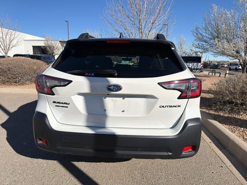 Used 2025 Subaru Outback Onyx Edition image 6